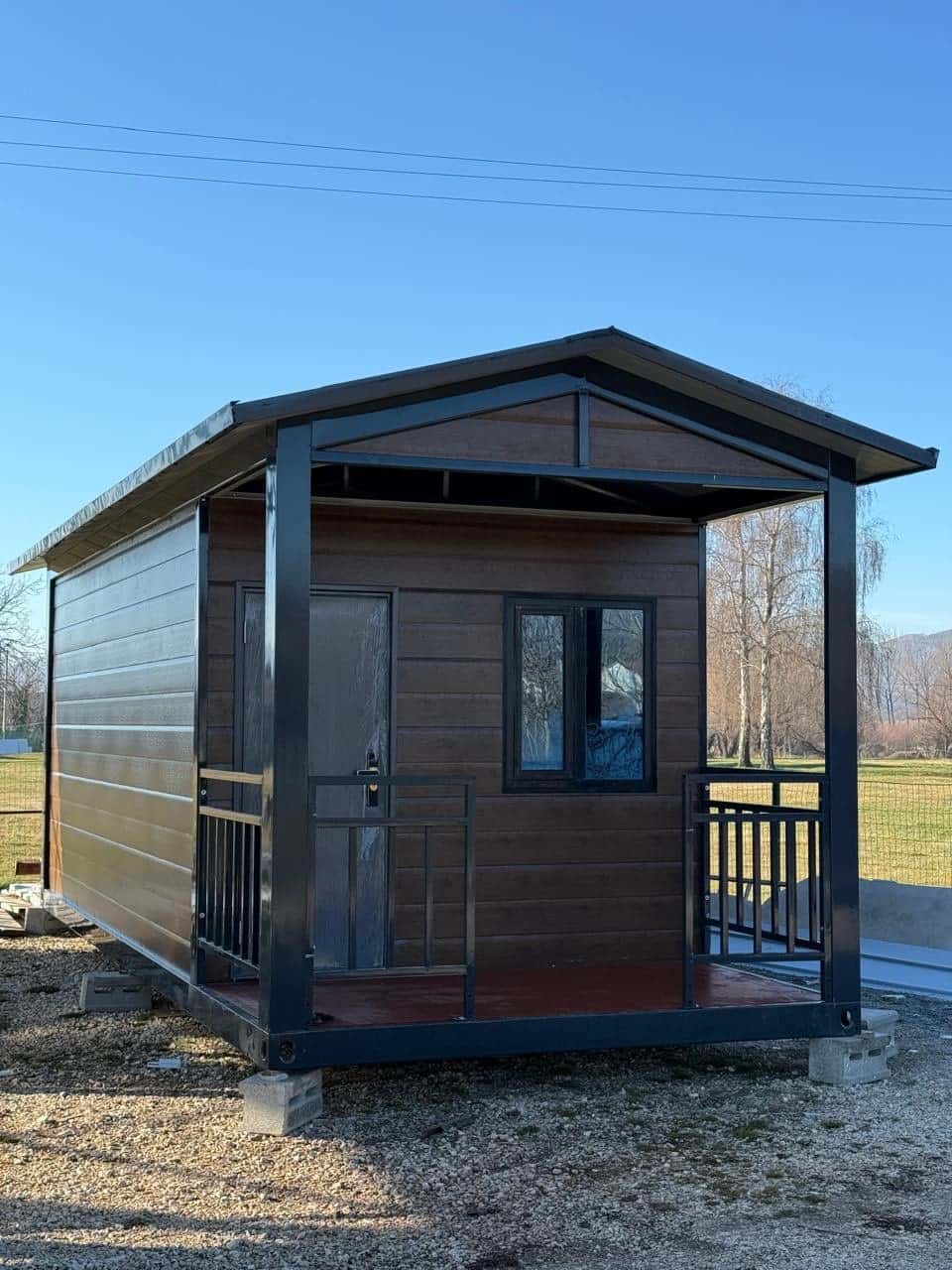 Lux Premium Kontejner – modularni kontejner 7.5 × 3 × 2.8 m, fotografija 1