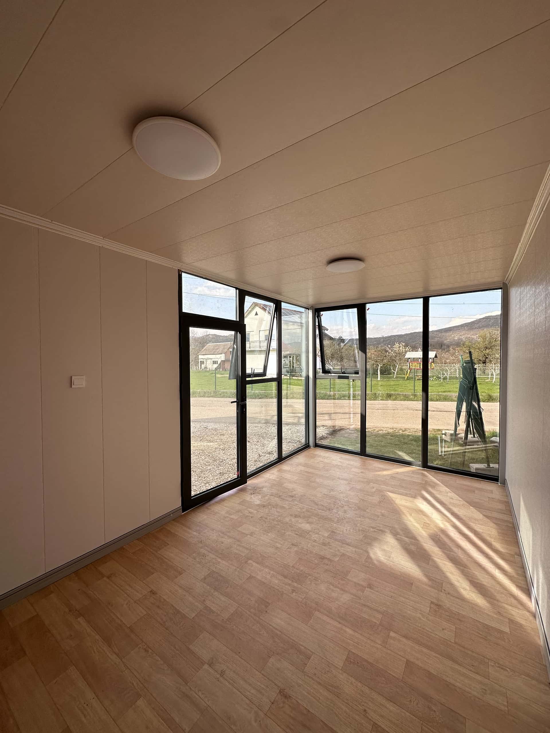Lux Container – photo 4