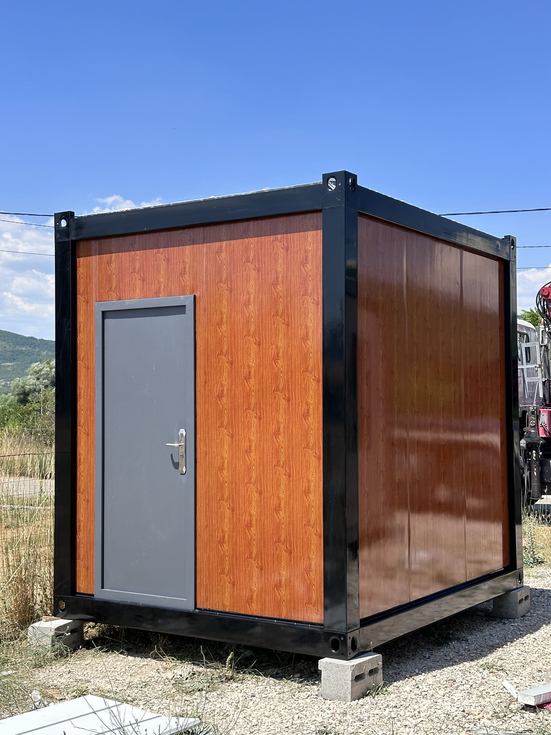 Mini Standard wood – modular container 3 × 2.4 × 2.8 m, photo 1